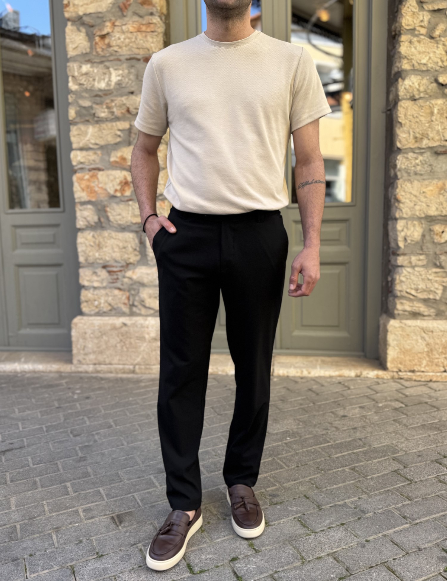 Ανδρικό μαύρο υφασμάτινο ίσιο παντελόνι FCL5300 φωτογραφία